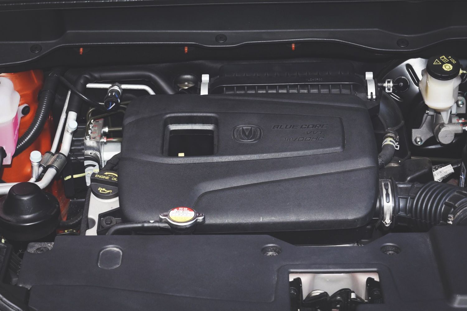 长安性价比最高suv家用,售6.19万元起长安全新cs15上市