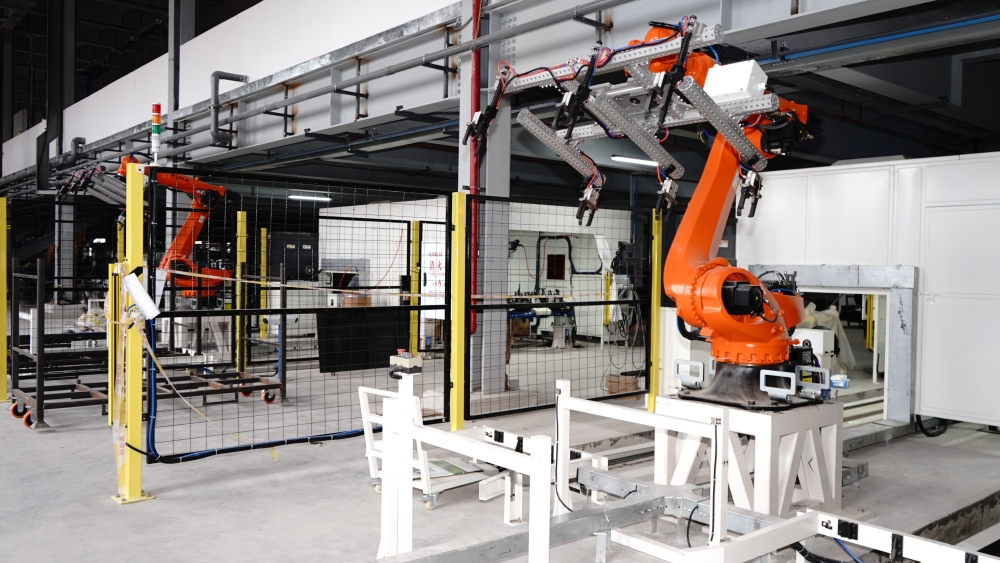 多方位发力，助推汇聚腾飞一走进重庆汇聚教育装备集团