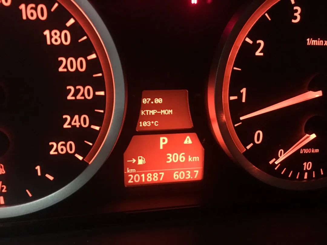 10多年的宝马5系还值得买吗,十年前的宝马5系值得买吗