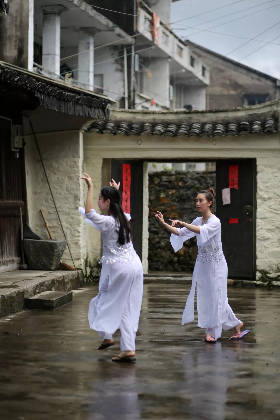 雅漾地址,雅漾去红产品