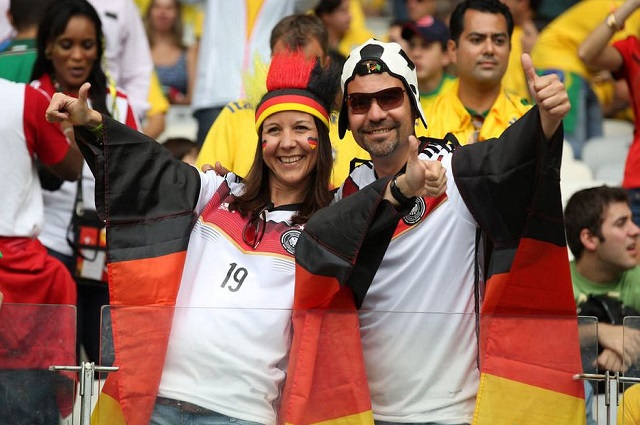 国外生一个孩子补贴多少钱,国外生一个孩子每月补贴多少