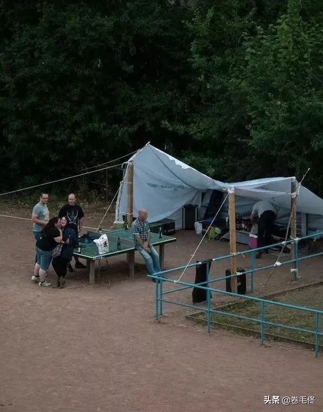 日本摄影师拍乒乓球桌获奖,日本摄影师拍乒乓球桌