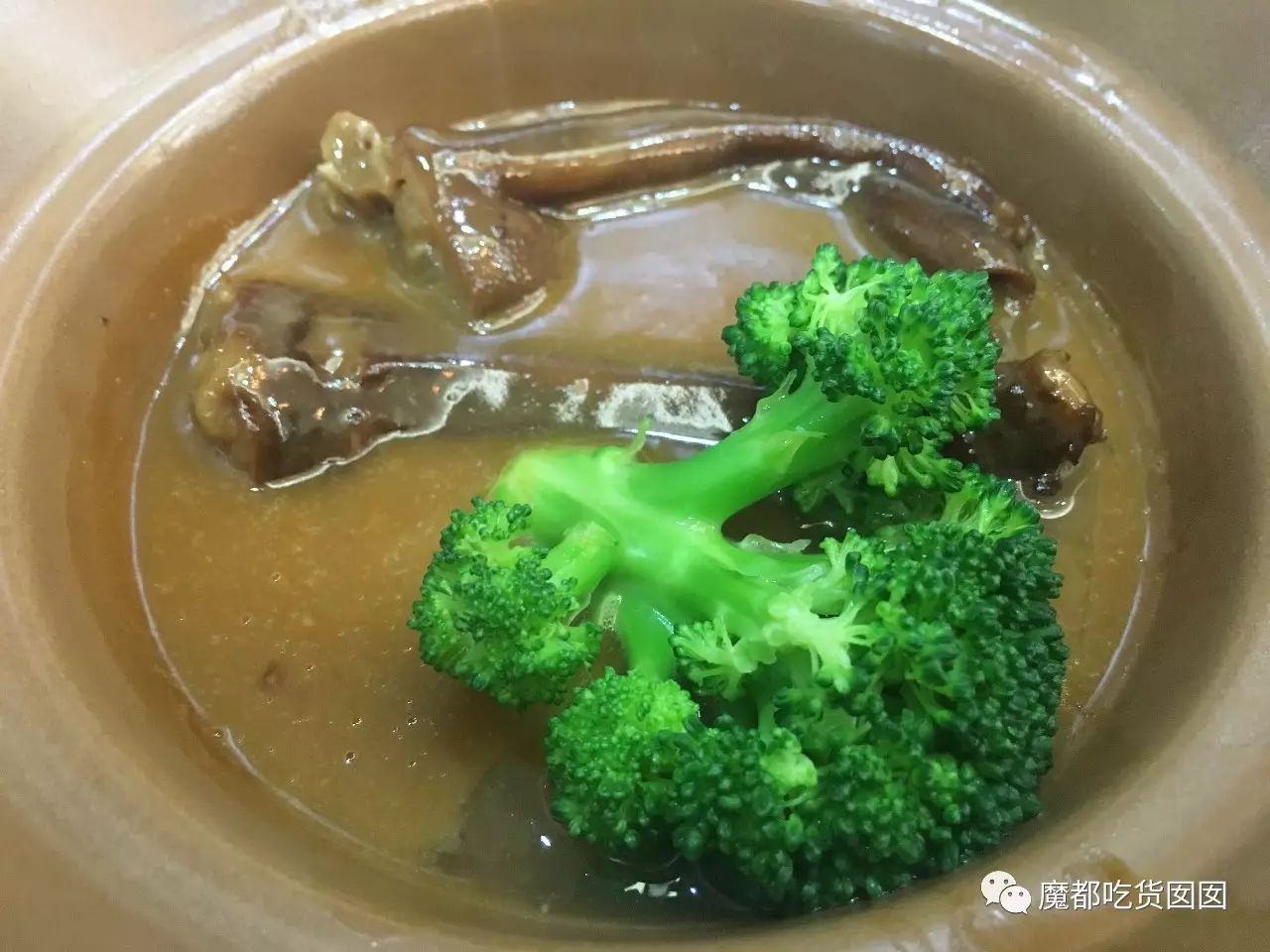 邂逅美味｜「38元」一碗正宗料足鱼翅捞饭？--|低调的奢华