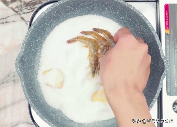 基围虾的家常做法爆炒不辣,基围虾新做法让你的餐桌更丰富