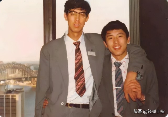 原篮球运动员穆铁柱现况,穆铁柱最伟大中锋