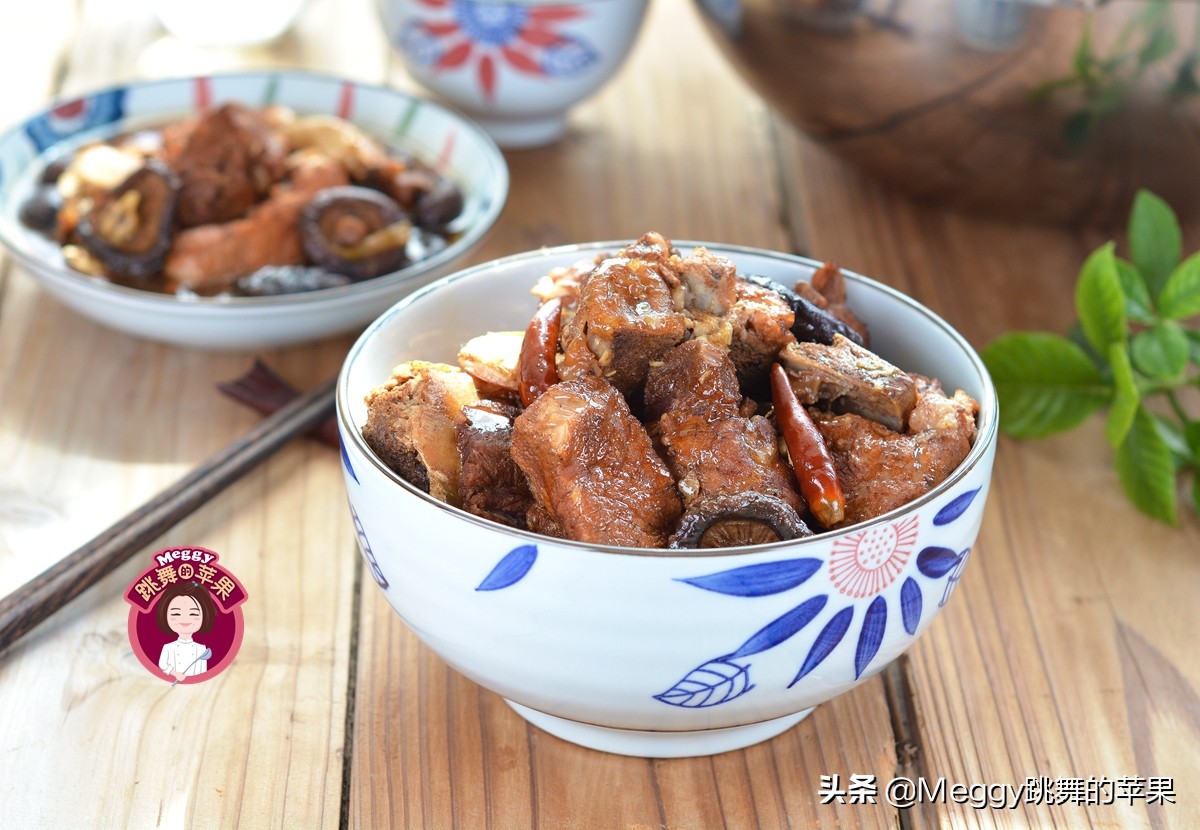 降温了，用15分钟炖锅骨肉相连，比排骨实惠，比棒骨香，全家解馋