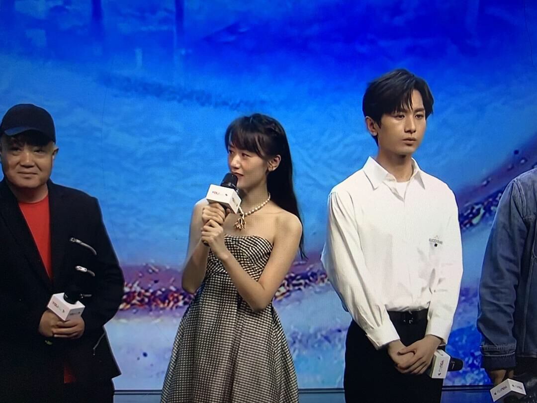 琉璃成毅袁冰妍云歌会,成毅与袁冰妍综艺避嫌