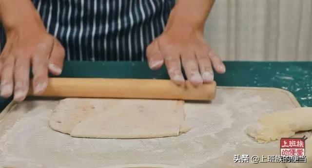 煎饼的简单做法没有鸡蛋怎么办,这样做煎饼全家都爱吃