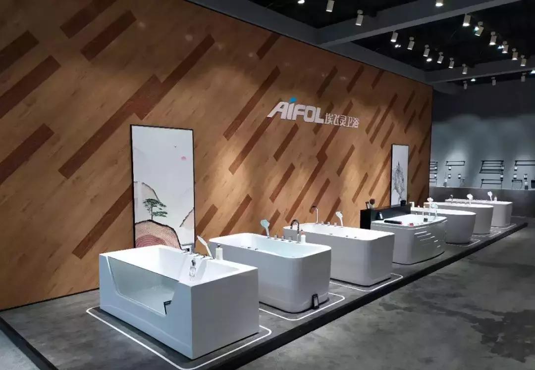 色“诱上海厨卫展！科勒、高斯...谁最出色