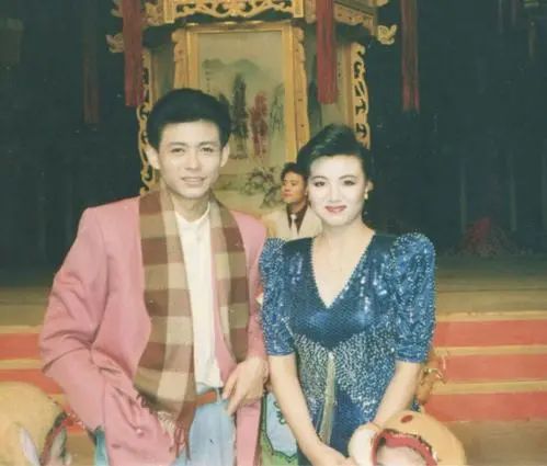 离开央视的著名主持人有哪些,54岁离开央视主持人有哪些