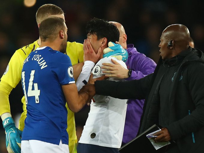 孙兴慜铲球慢动作,孙兴慜铲伤戈麦斯视频