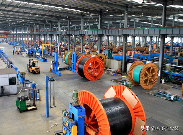 电线怎么弯线不伤线,怎么把电线变直的方法