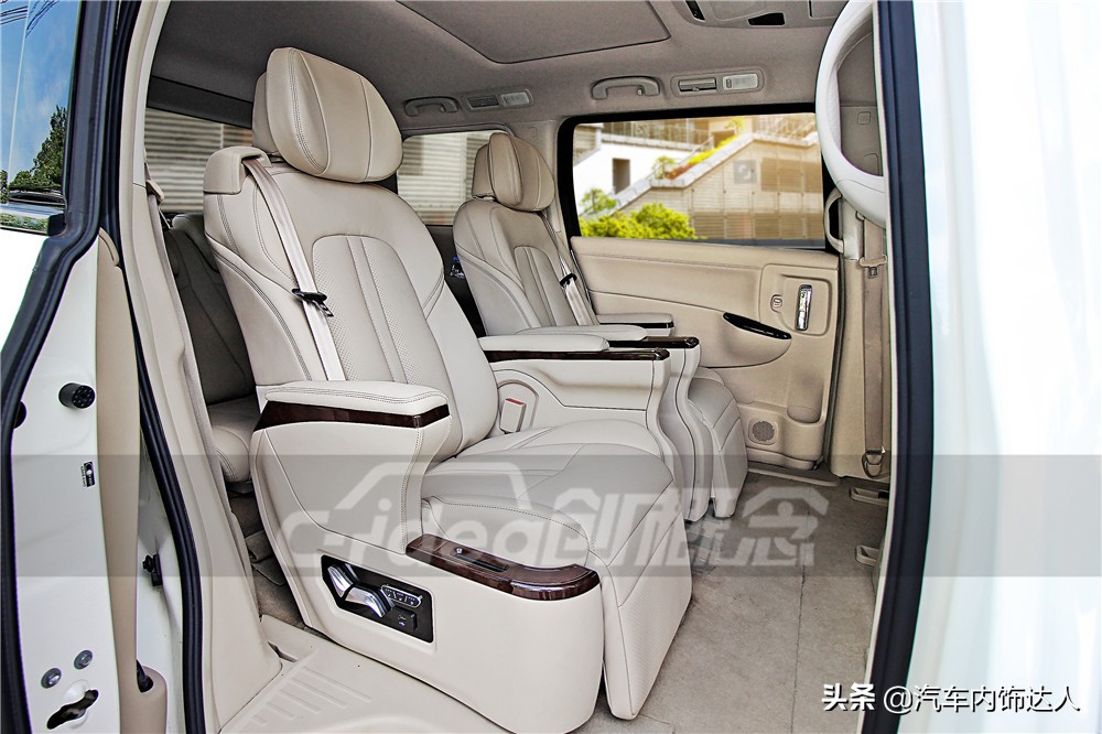 07款日产贵士改装,尼桑贵士内饰改装