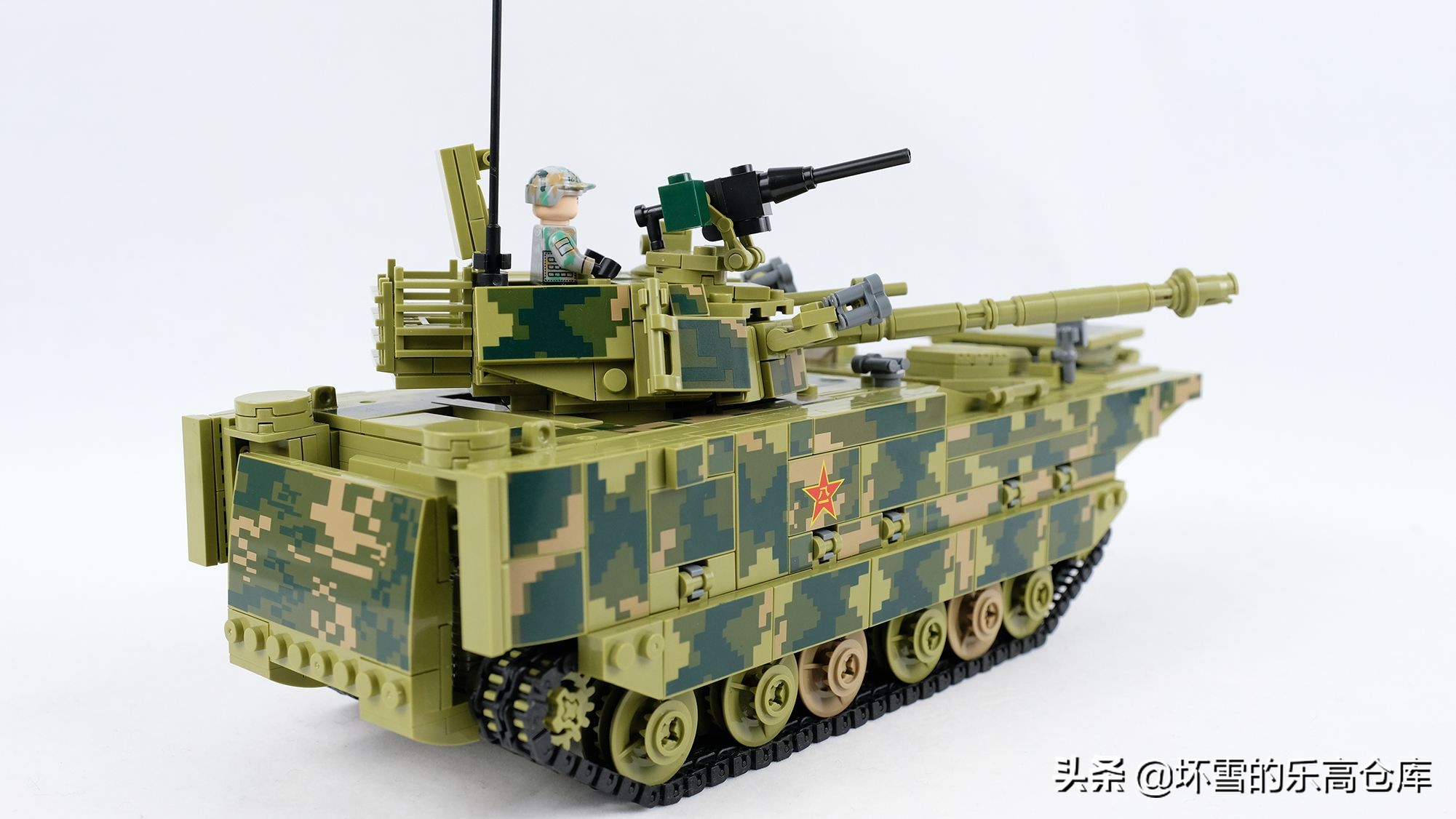 用最少的乐高积木拼一艘军舰,中国积木军舰moc拼装视频