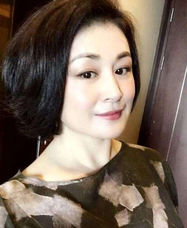 长贵去世谢大脚魔怔,长贵死了谢大脚疯了