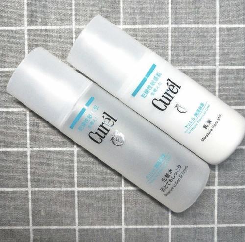 月入3万的护肤品,月入3000该买多少钱的化妆品