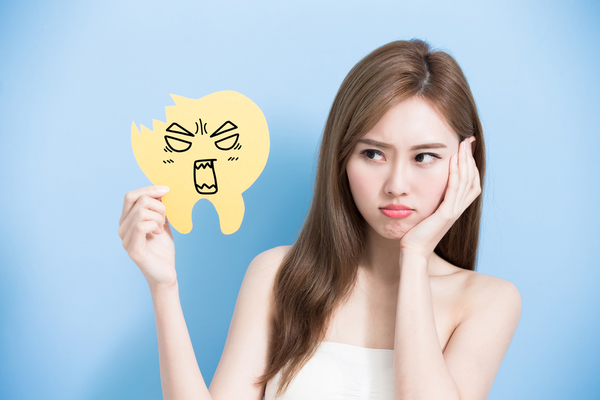 拔牙一次能拔几颗有什么注意事项,拔牙后不注意保护创口有什么危害