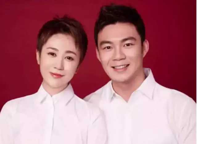 盘点娱乐圈的明星婚纱照,娱乐圈八对明星结婚证件照大比拼