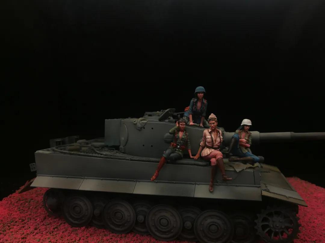 德国女兵吃饭视频,二战德国女兵的视频