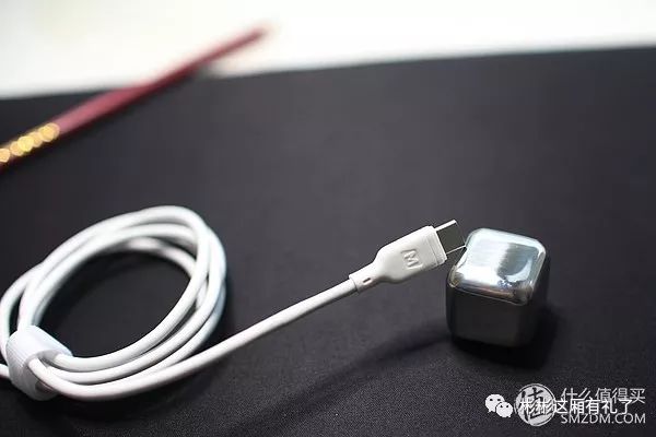 苹果momax充电器评测,苹果momax充电器测评