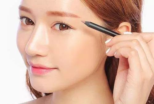 化妆品过敏会不会引起全身过敏,化妆品过敏是什么原因导致的