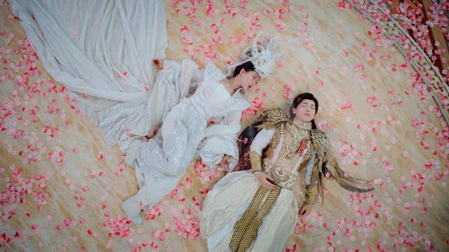 香蜜同人锦觅旭凤,旭凤成为魔尊后与锦觅再次灵修