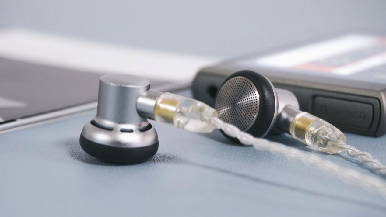 平头塞的通透好声，德*歌国**德MB500有线耳机开箱评测