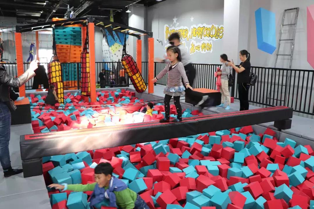 嗨马乐动潮流运动馆,嗨马乐动室内运动嘉年华