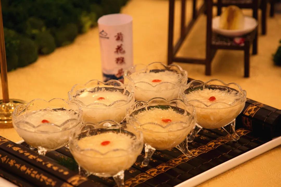 白山10月旅游攻略自助游线路,五一白山周边2-3天短途旅游