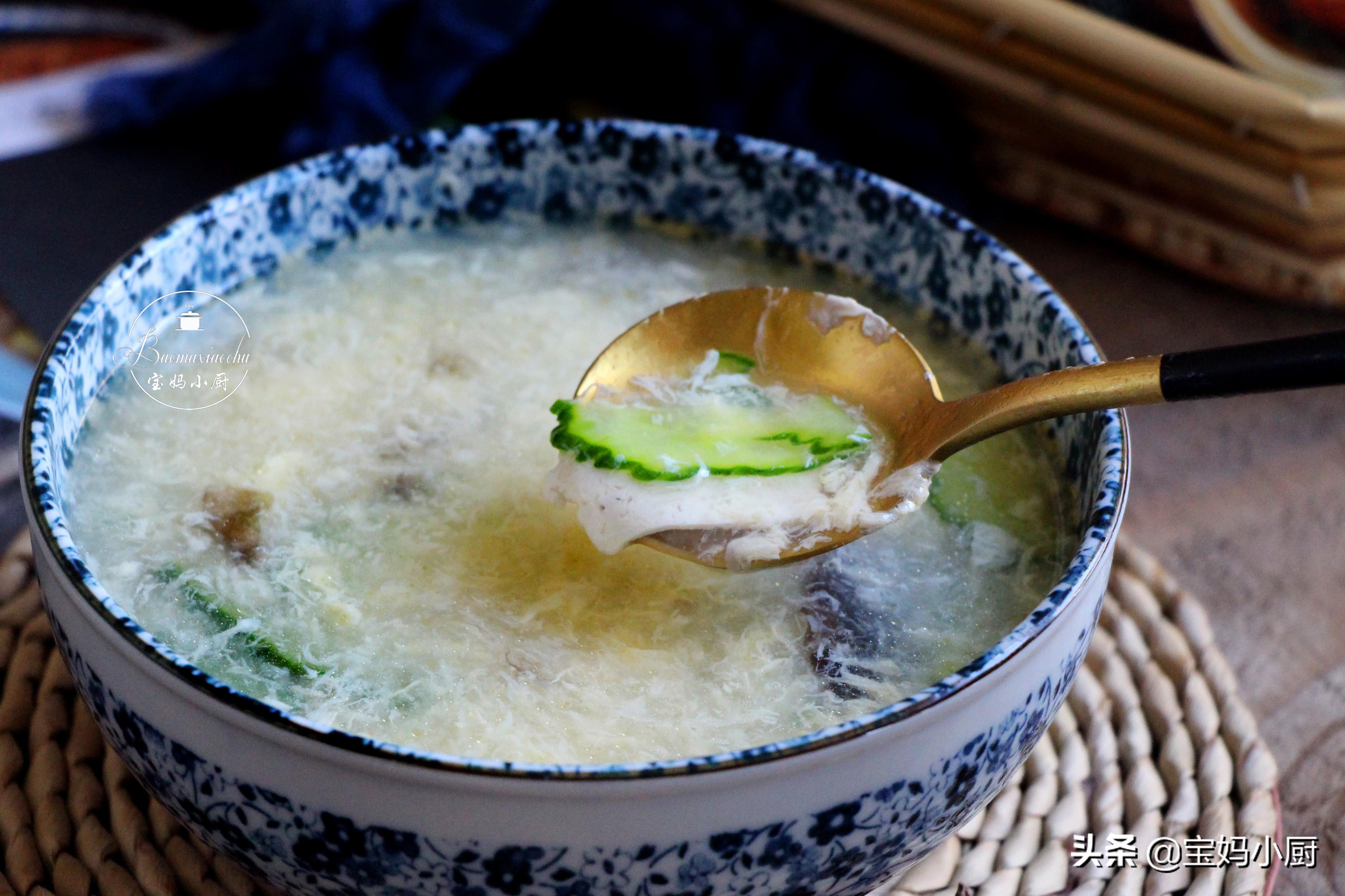 学会这样做汤汁,学会这三道汤做饭煲汤不用发愁