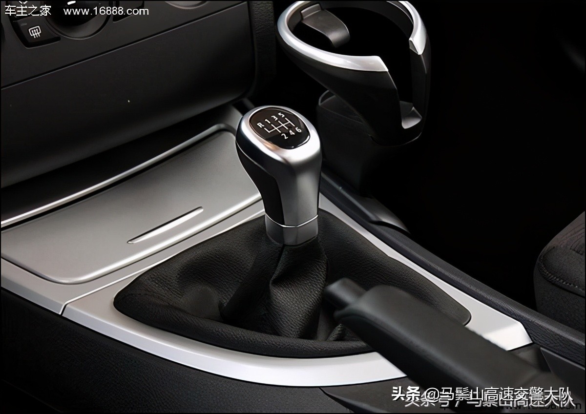 如果发生了刹车失灵怎么办,救命知识有哪些