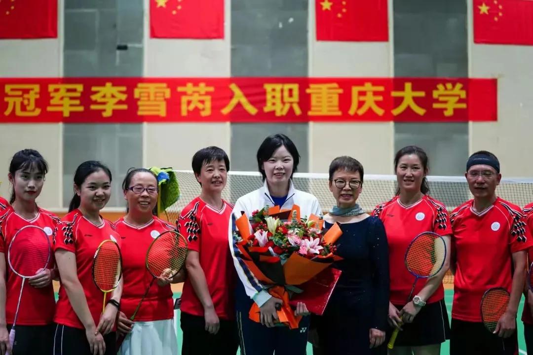 冠军教你打羽毛球,中国队教你打羽毛球