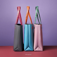 不要再背烂大街的双肩包了,别再背烂大街的轻奢包