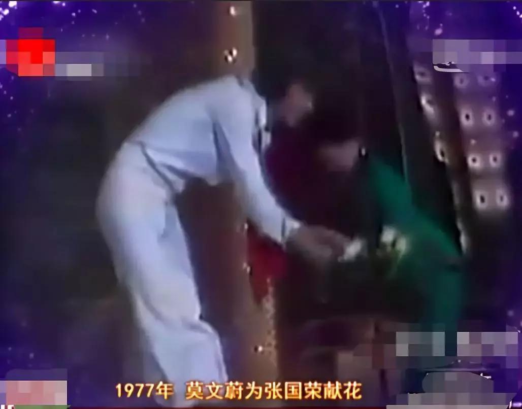 莫文蔚一个人的自律,莫文蔚年轻时身材照