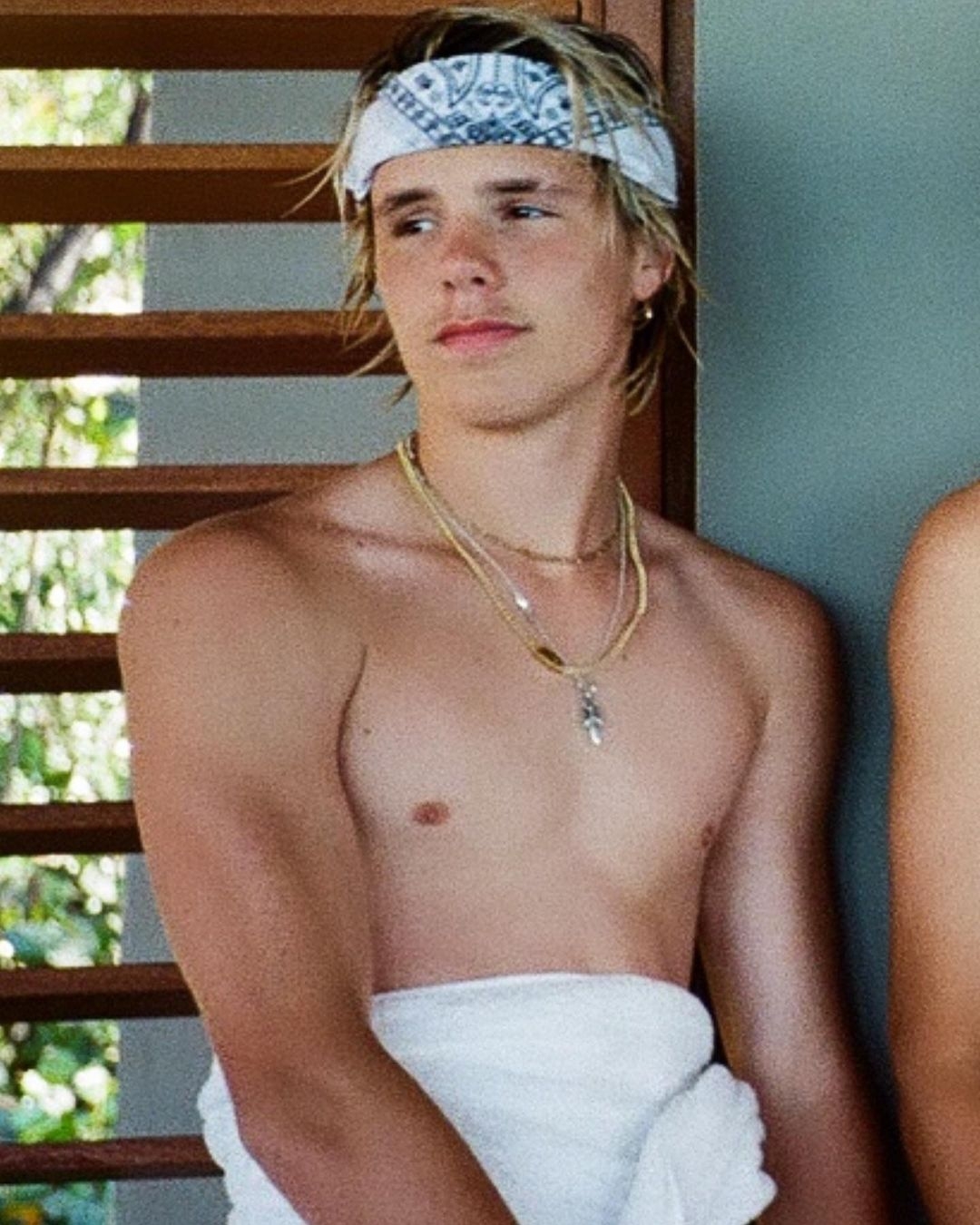 贝克汉姆的三个儿子照片帅气,贝克汉姆三儿子成长记