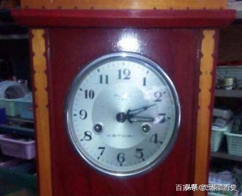 奶奶梳妆台嫁妆,奶奶的嫁妆柜子老物件