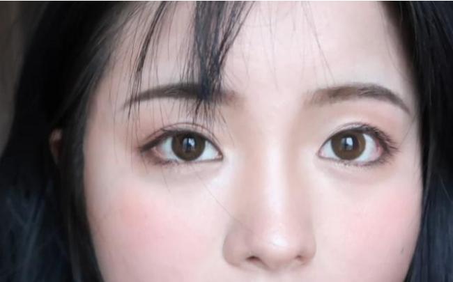 女人不化妆也好看的技巧,最简单的裸妆化妆步骤