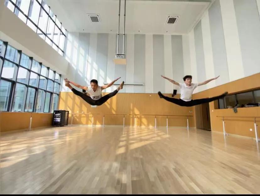 正在建设的大学新校区,一个非凡的学校