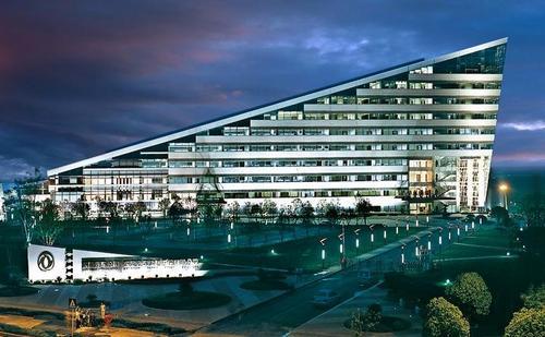 法系车之都武汉，在雷诺退股神龙势微后，还能延续车都辉煌么？