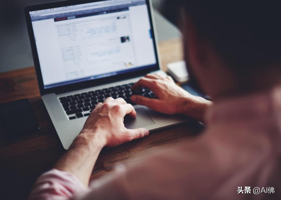 26岁成为世界最年轻美国亿万富翁,全球80后亿万富翁排行榜