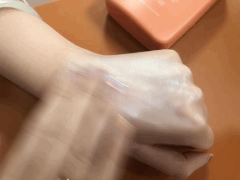 宋轶用的是什么保湿防晒喷雾 (宋轶防晒霜有多厉害)