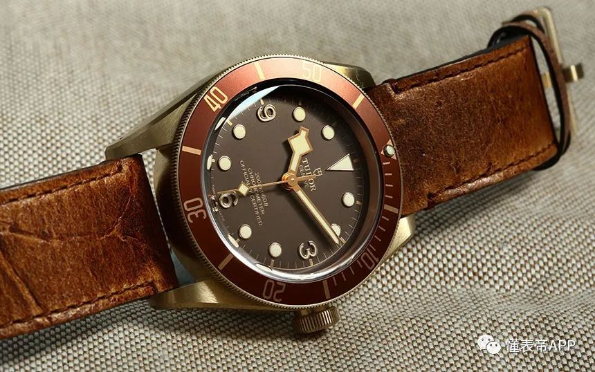 值得买的青铜腕表有哪几款,腕表爱好者十大必备表款