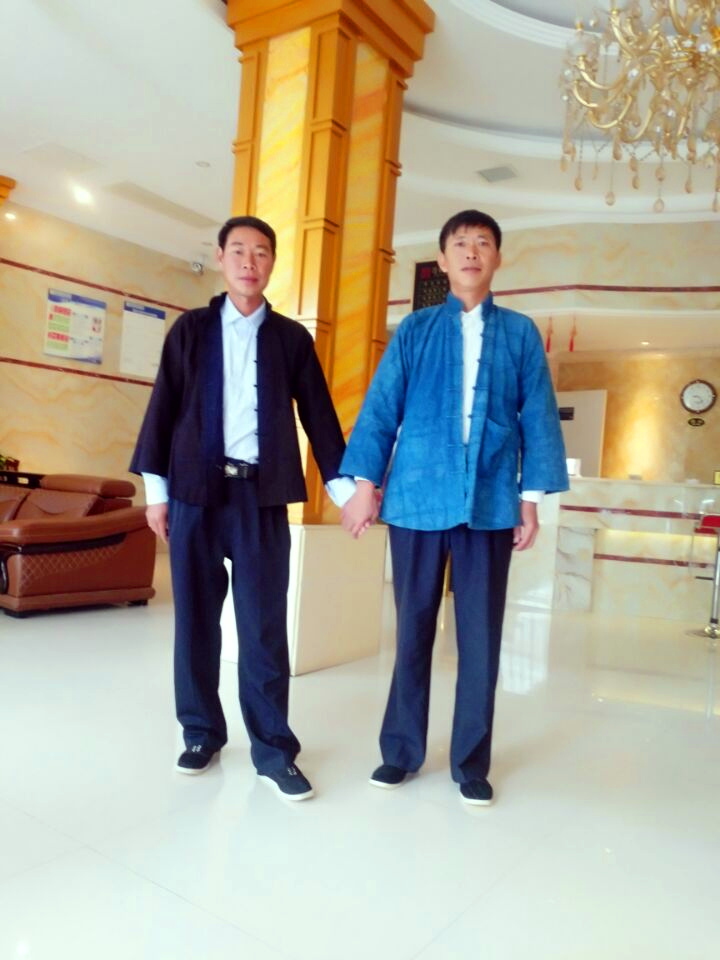 贵州苗族服饰哪里最为有名,贵州苗族服饰有哪些