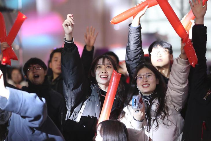 CGU2018电竞盛典燃爆星城长沙,数万人嗨翻湖南会展中心