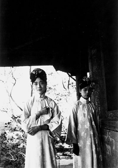 婉容在监狱里去世到底是因为什么,婉容因何被监禁