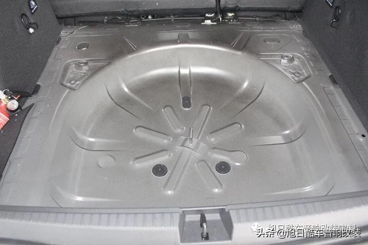 雷诺真实版改装,雷诺改装顶配