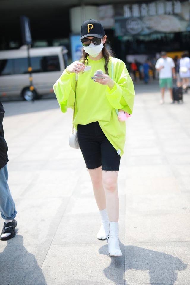 女生夏天不该穿短裤吗,适合夏天穿的五分裤