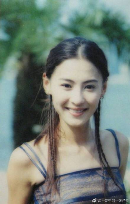 贾静雯二婚后生了几个孩子,贾静雯三个女儿结婚了吗