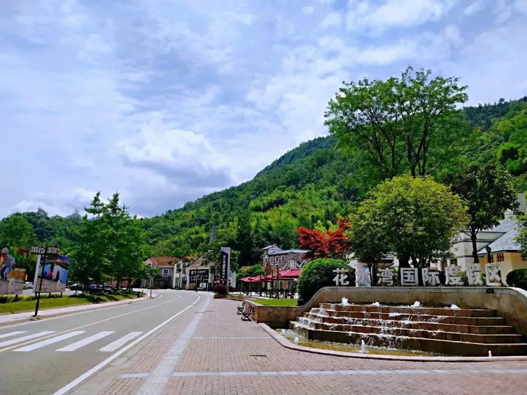 四川夏季适合泡天然温泉的地方,四川春节泡温泉推荐