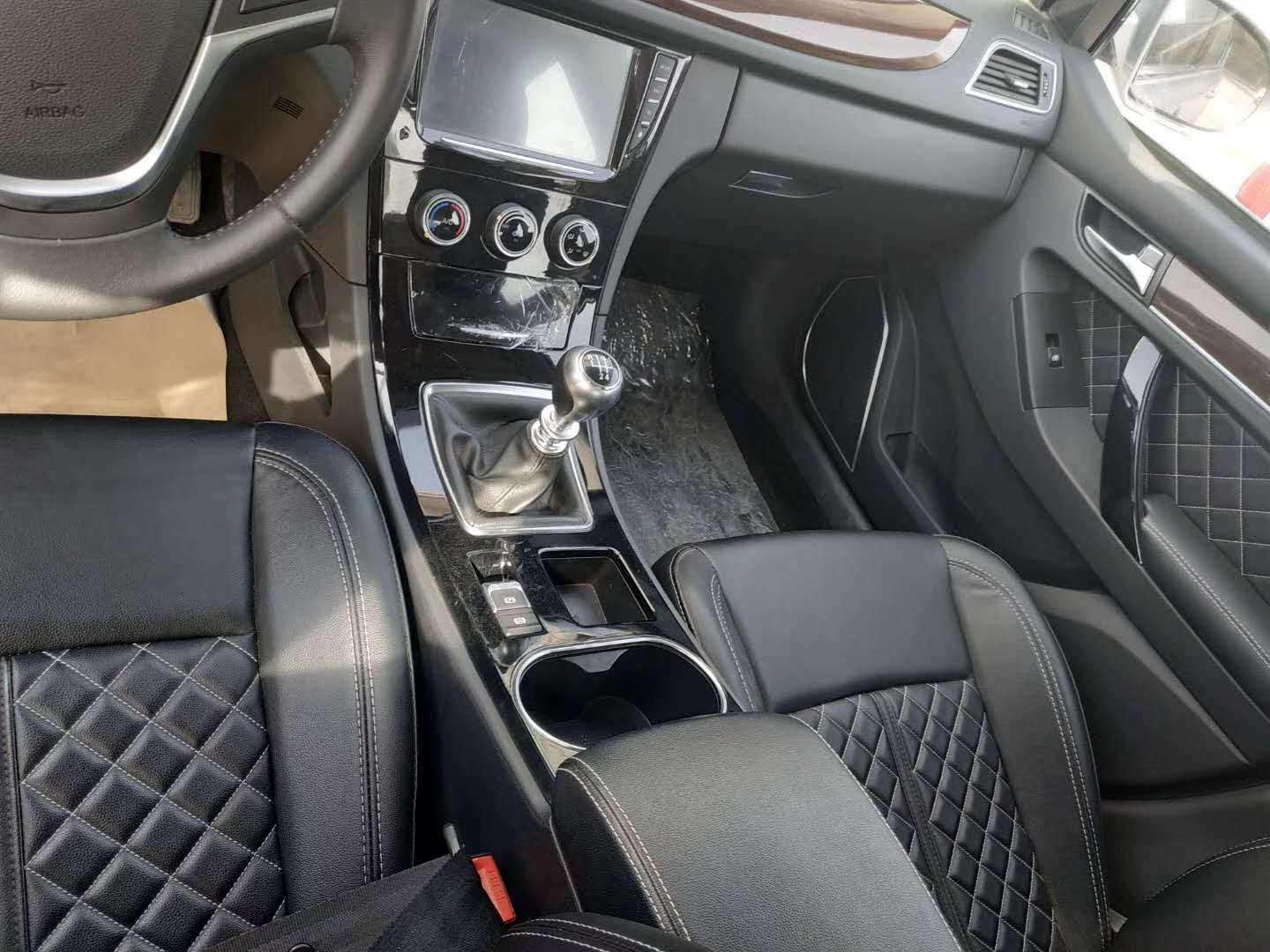 跑了48公里的二手车，价格便宜，就是品牌差点意思